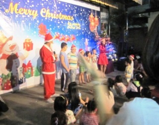 Cánh thư gởi Ông già Noel (3)