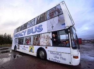 Anh quốc: Xe bus lòng thương xót của địa phận Salford