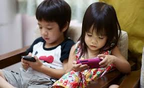 Nếu cha mẹ đồng lòng nói “không” với điện thoại thông minh?